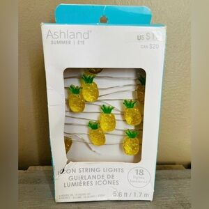 NWT Summer Pineapple String 18 Lights, Battery Operated